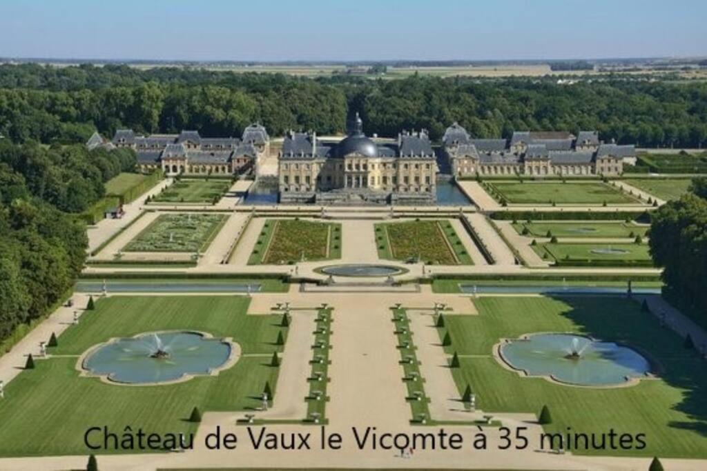 Cocon A La Campagne - Disney 20 Min - Paris 40 Min - 2 Terrasses Dammartin-sur-Tigeaux Exterior photo